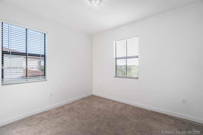 AQUABELLA SECTION ONE - Residential