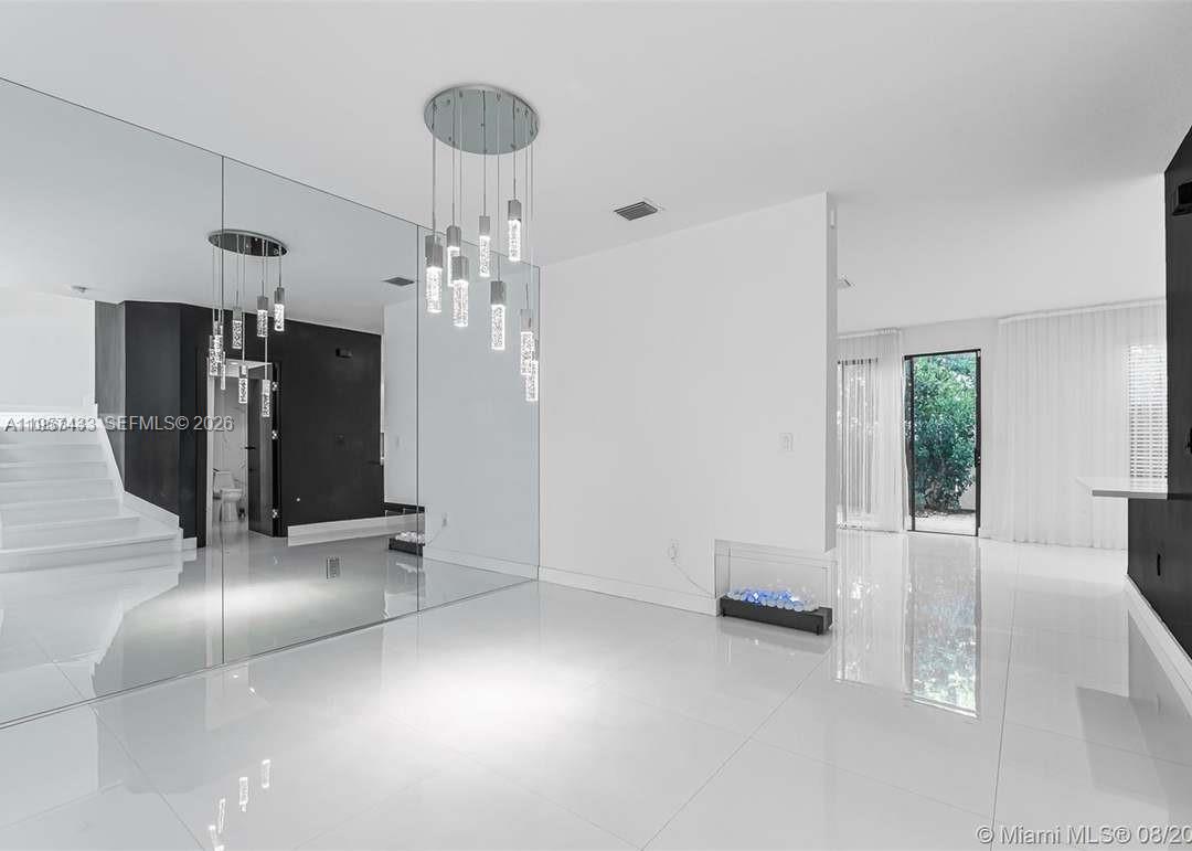 AQUABELLA SECTION ONE - Residential