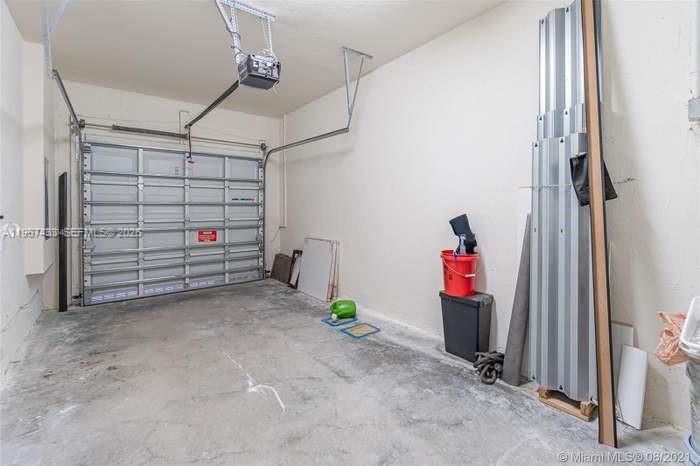 AQUABELLA SECTION ONE - Residential