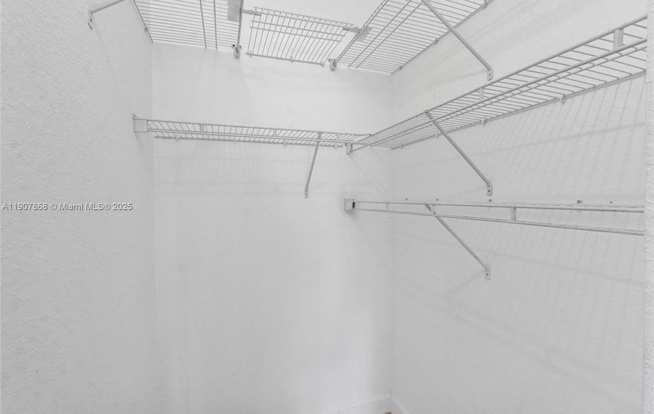 DORAL ISLES NORTH SEC TWO - Residential Lease