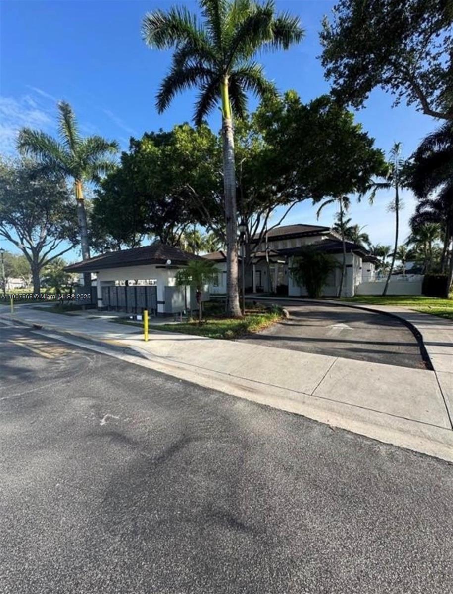 DORAL ISLES NORTH SEC TWO - Residential Lease