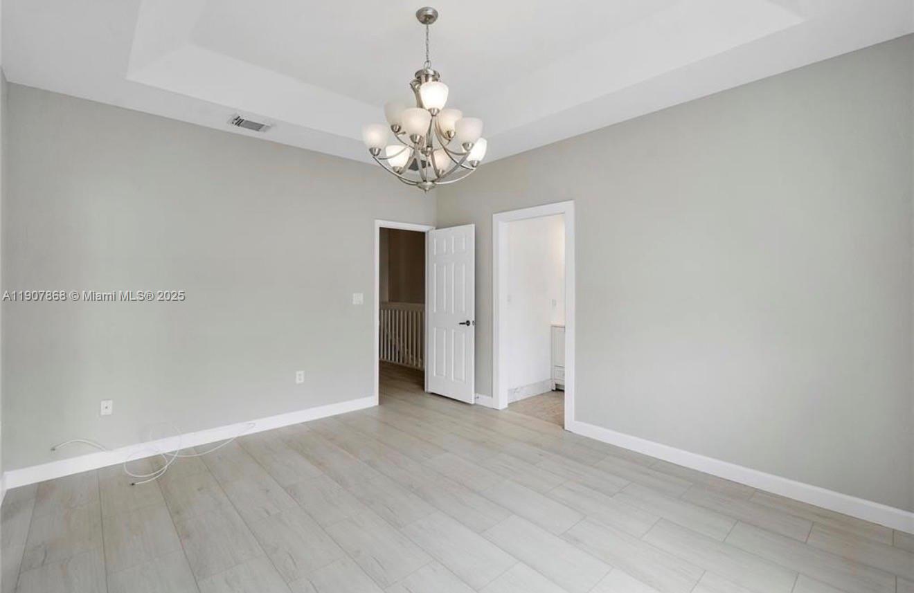 DORAL ISLES NORTH SEC TWO - Residential Lease