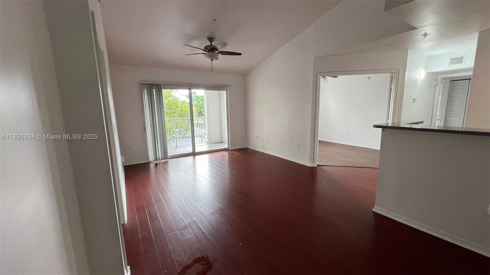 711 SW 111th Way 301
