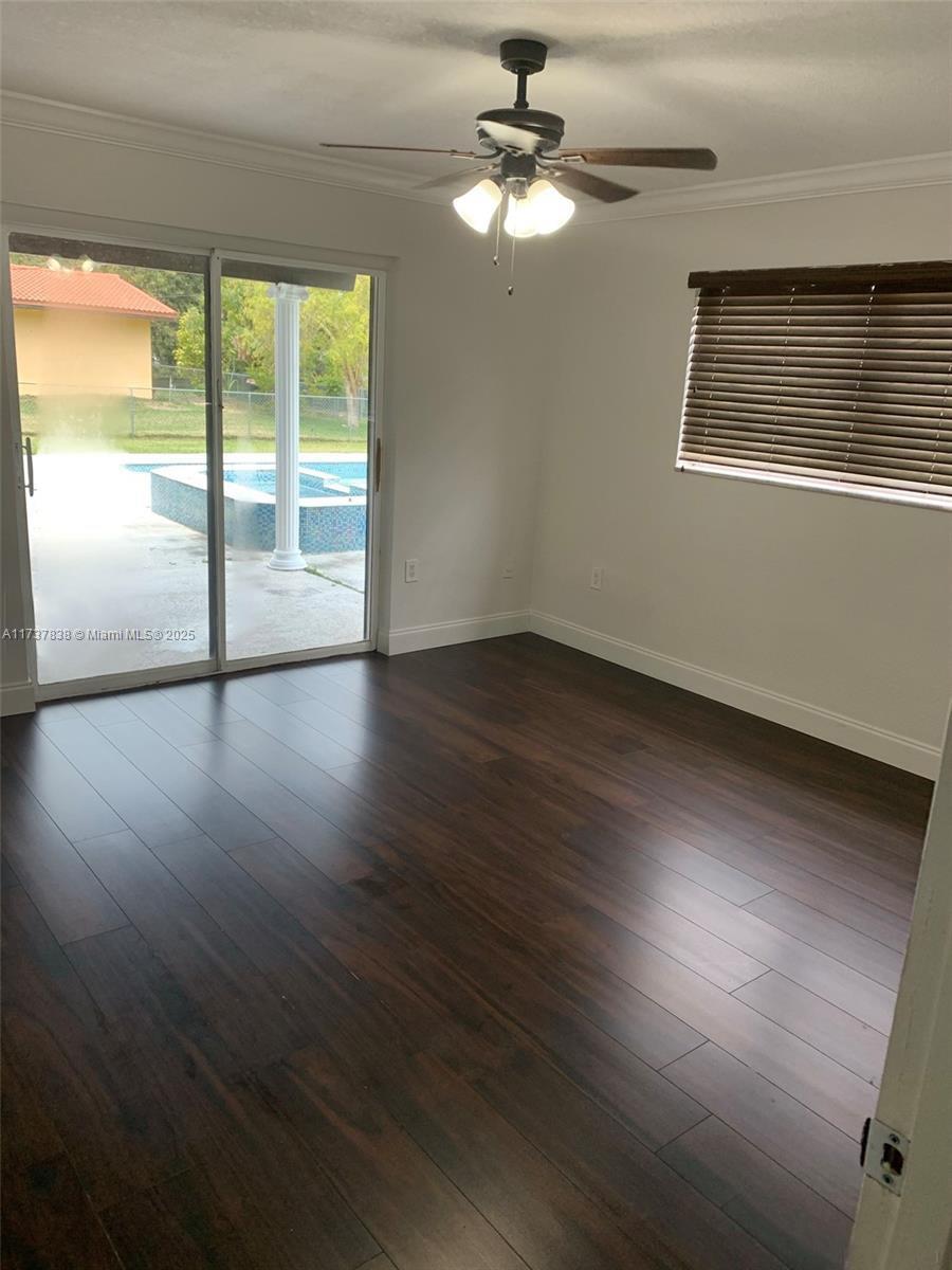 SUN CORAL HGTS - Residential
