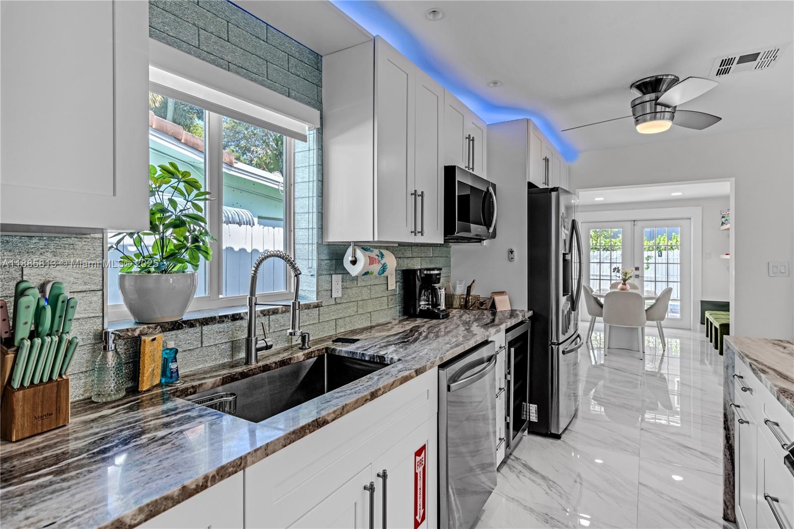 LAUDERDALE PARK 6-33 1/2 - Residential