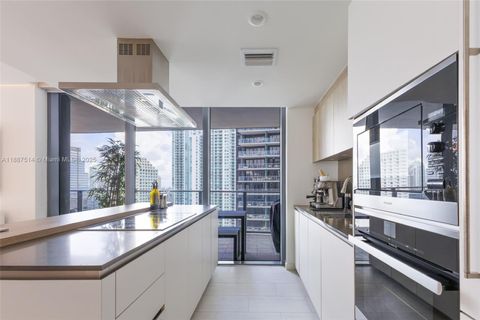 1000 Brickell Plz 2515 Miami FL 33131