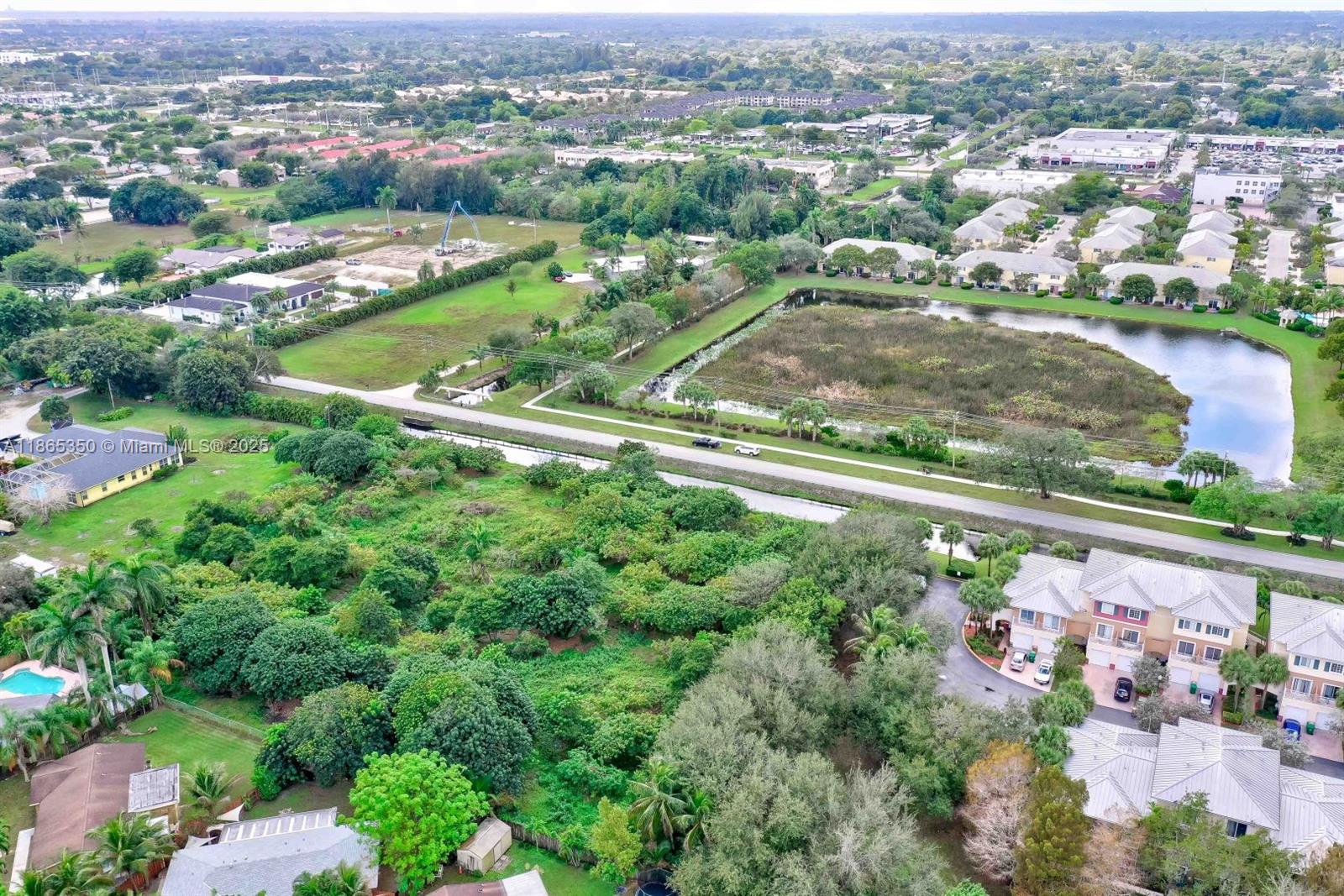 EVERGLADE LAND SALES CO - Land