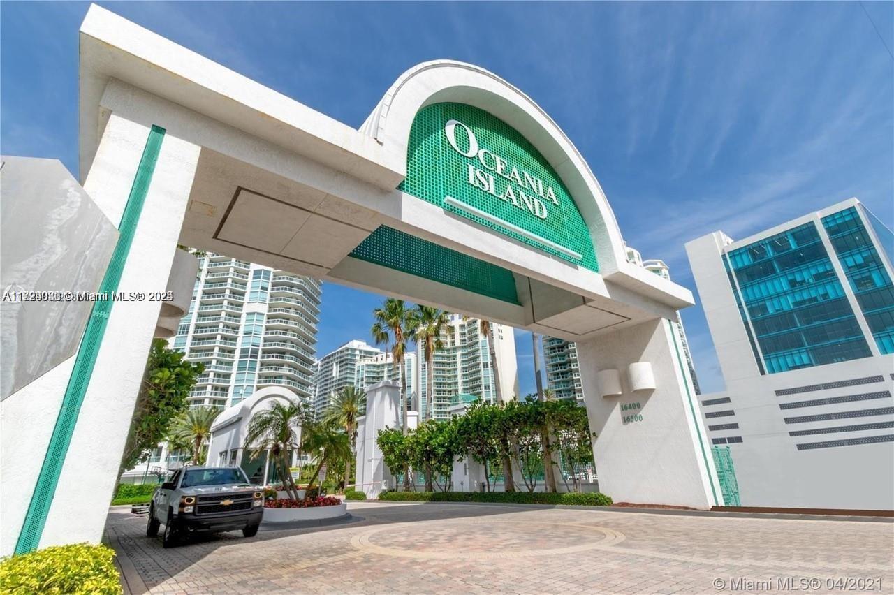 16400 Collins Ave 942