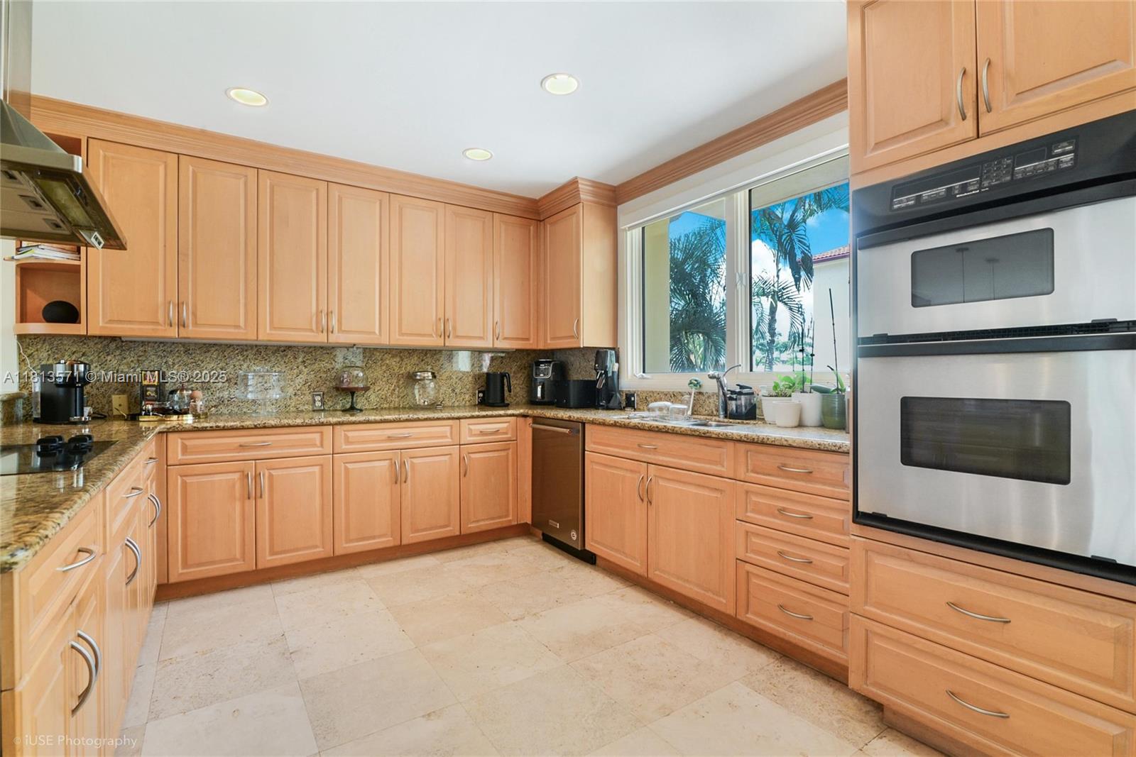 NEPTUNE ON THE BAY CONDO - Residential Lease