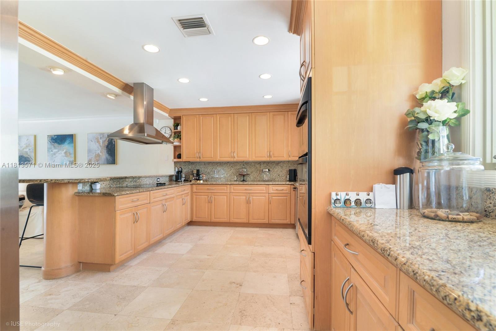 NEPTUNE ON THE BAY CONDO - Residential Lease