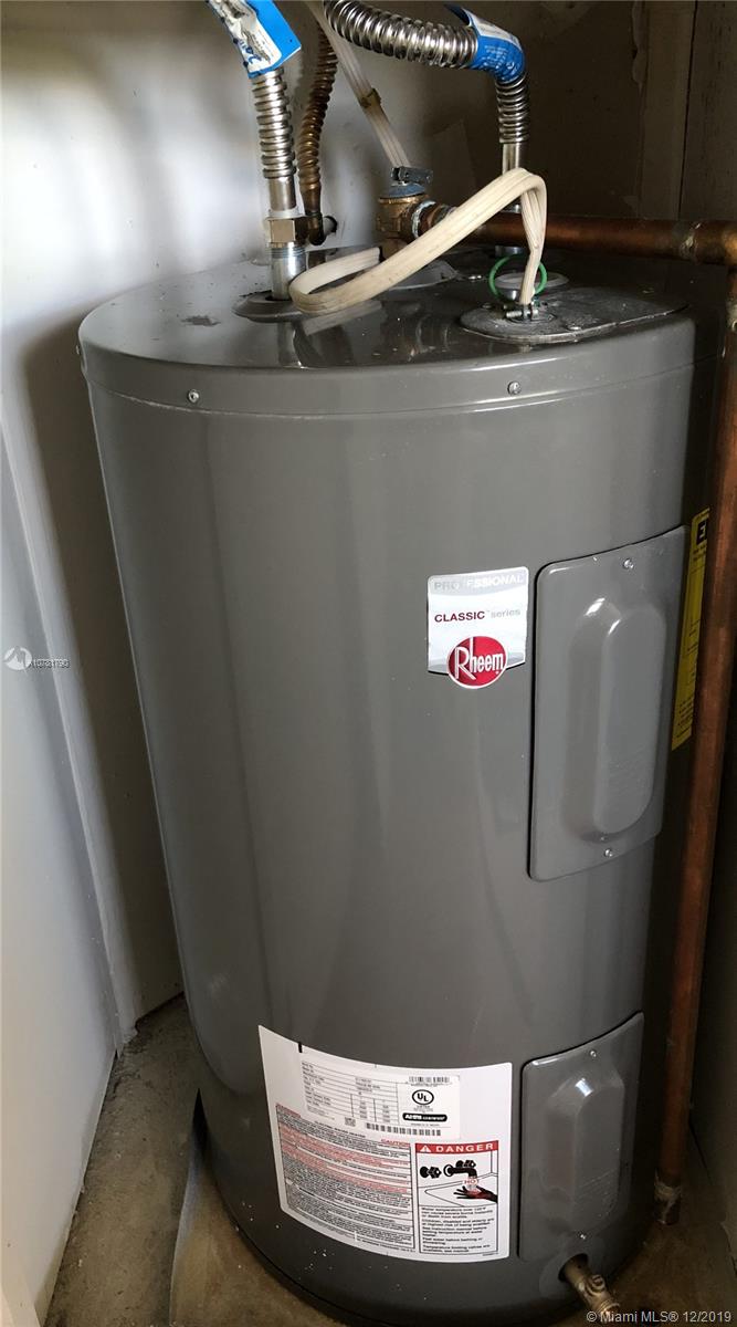 BUCKINGHAM EAST AT CENTUR - Residential