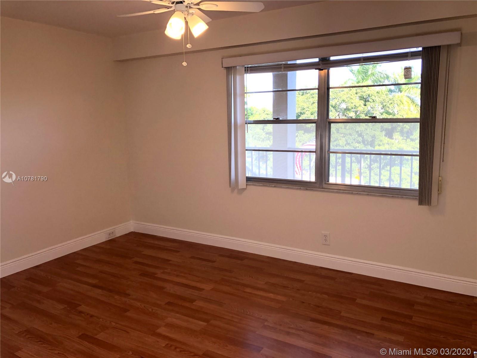 BUCKINGHAM EAST AT CENTUR - Residential