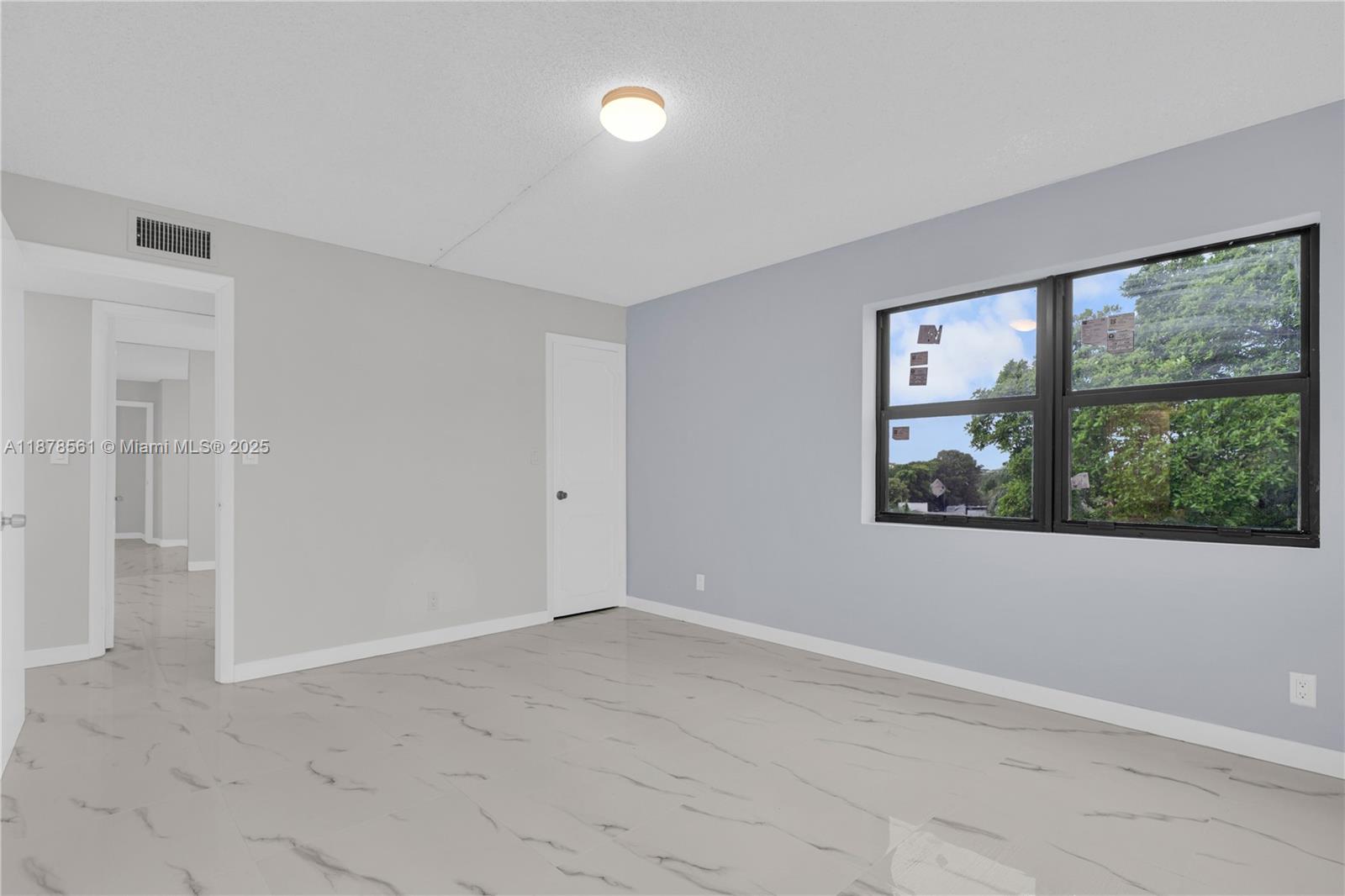 ISLE OF SANDALFOOT CONDO - Residential