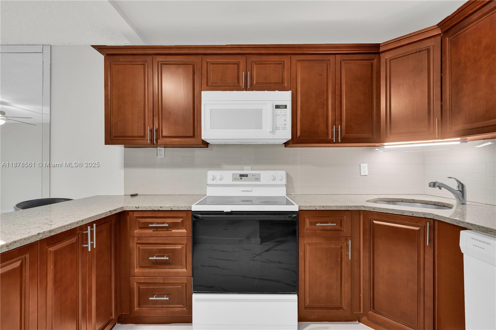 ISLE OF SANDALFOOT CONDO - Residential