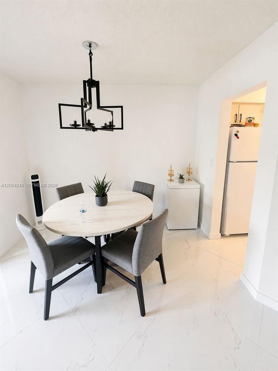 6555 W Broward Blvd 111