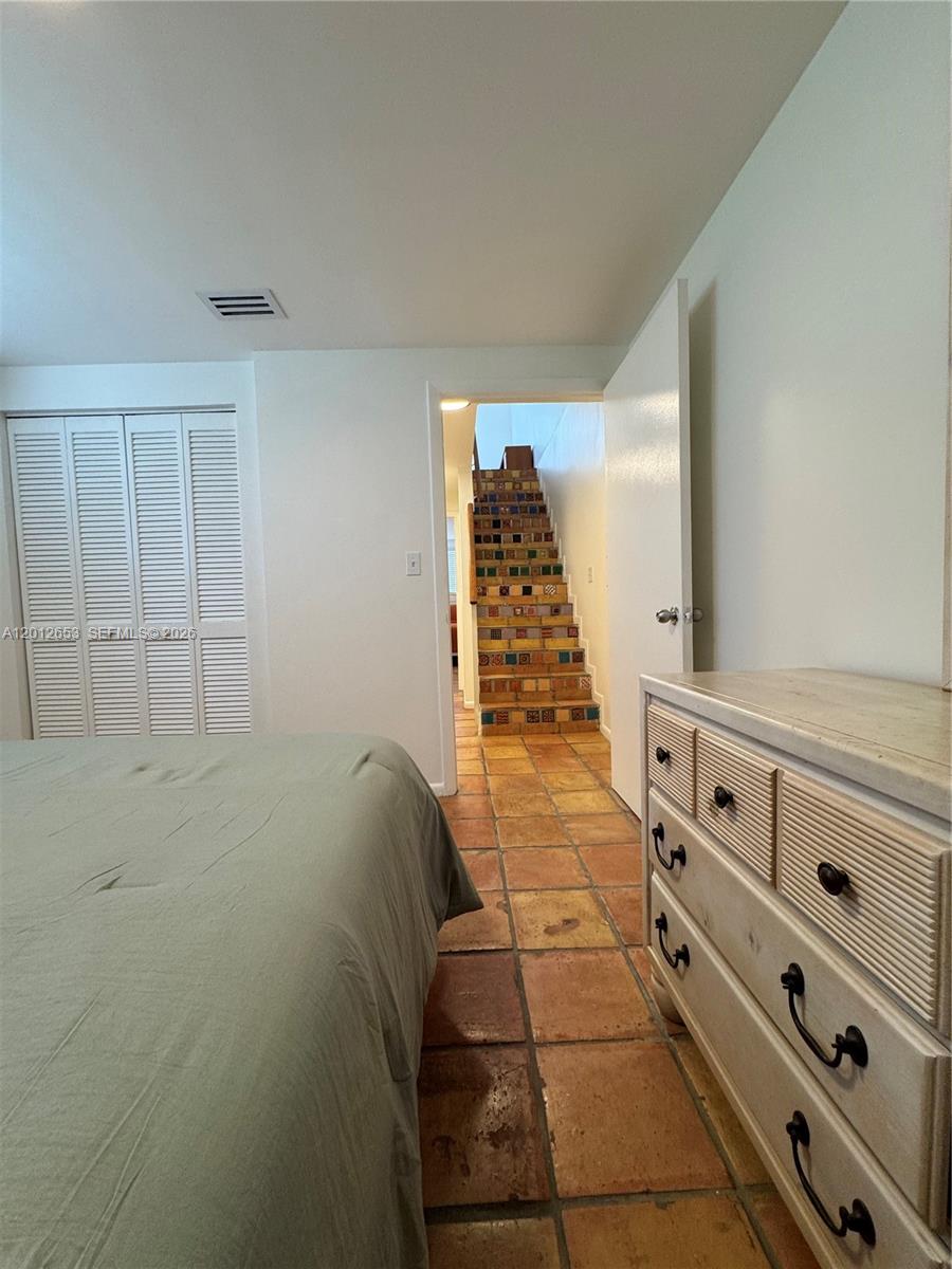 THE DRAKE CONDO - Residential Lease