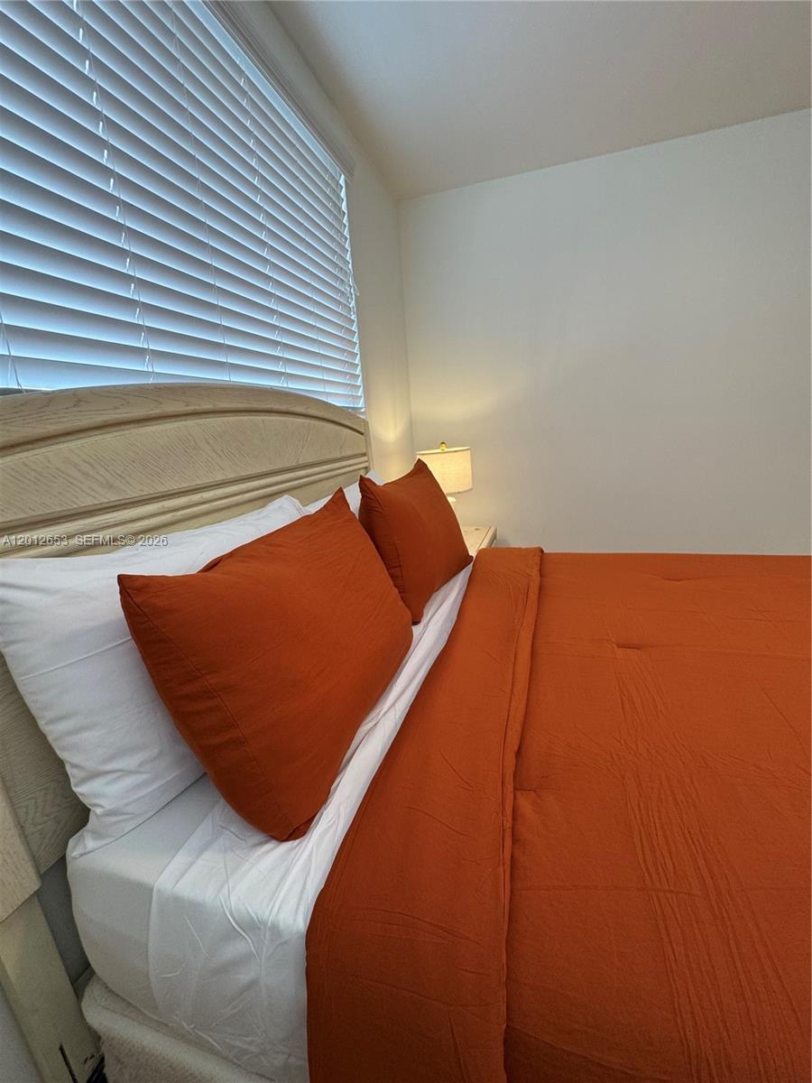THE DRAKE CONDO - Residential Lease