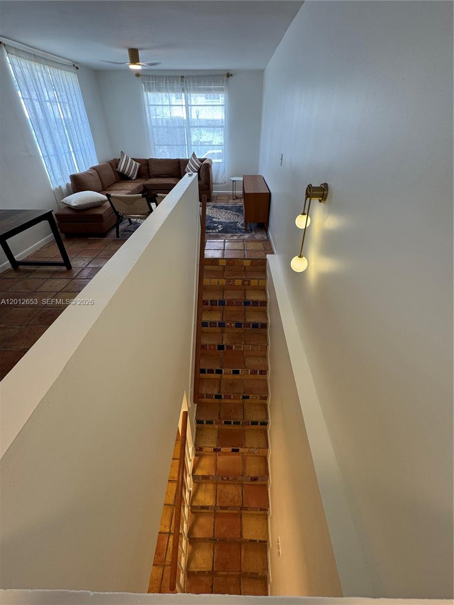 THE DRAKE CONDO - Residential Lease
