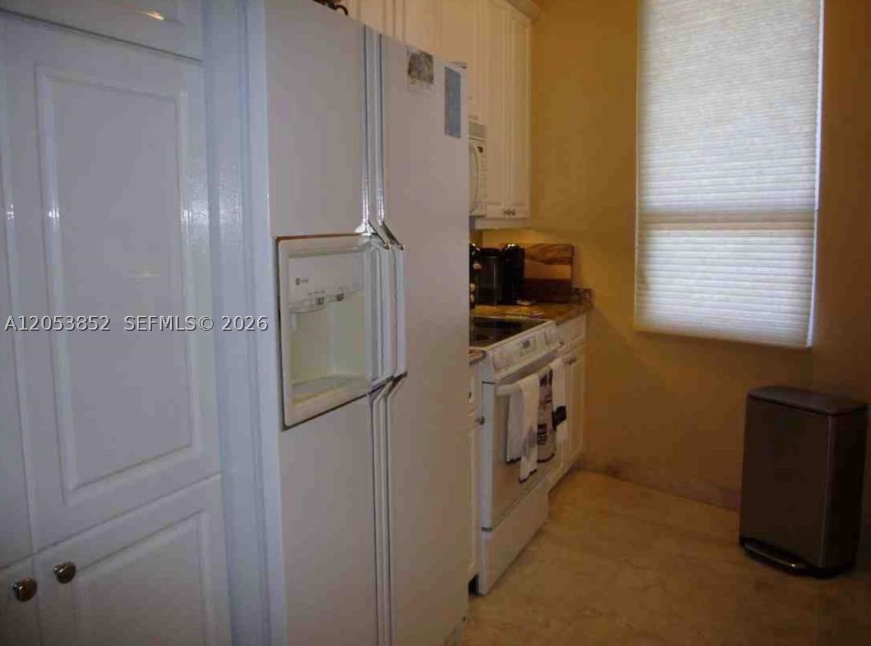 808 Brickell Key Dr 606