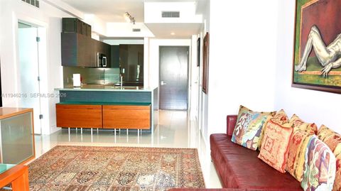 1080 Brickell Ave 3004 Miami FL 33131