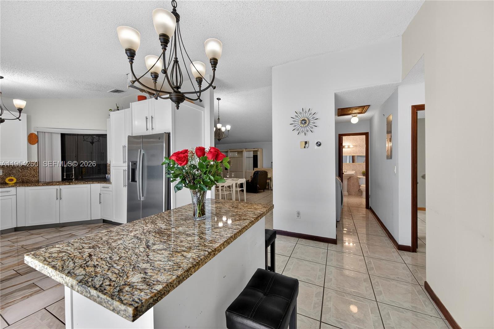 COLONIAL PINES - Residential