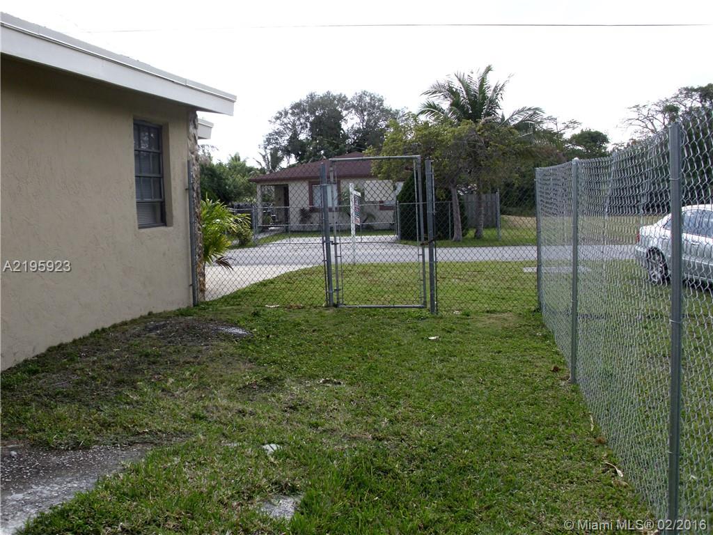 12-13 56 39 SYMMES-SHARMA - Residential