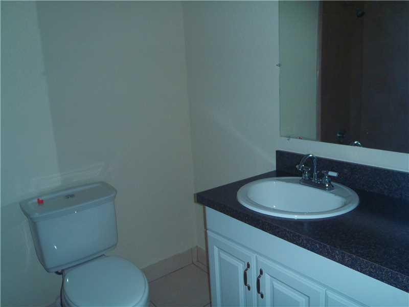 12-13 56 39 SYMMES-SHARMA - Residential