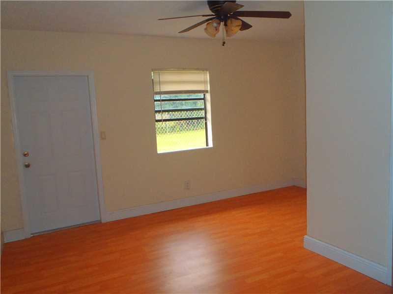 12-13 56 39 SYMMES-SHARMA - Residential