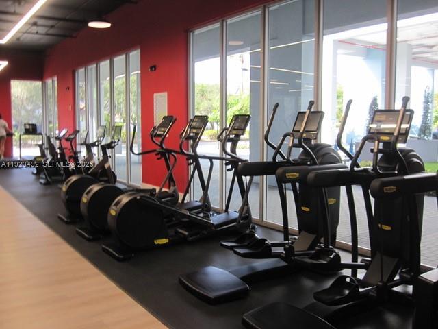 GRAND BAY COMMONS SOUTH - Residential