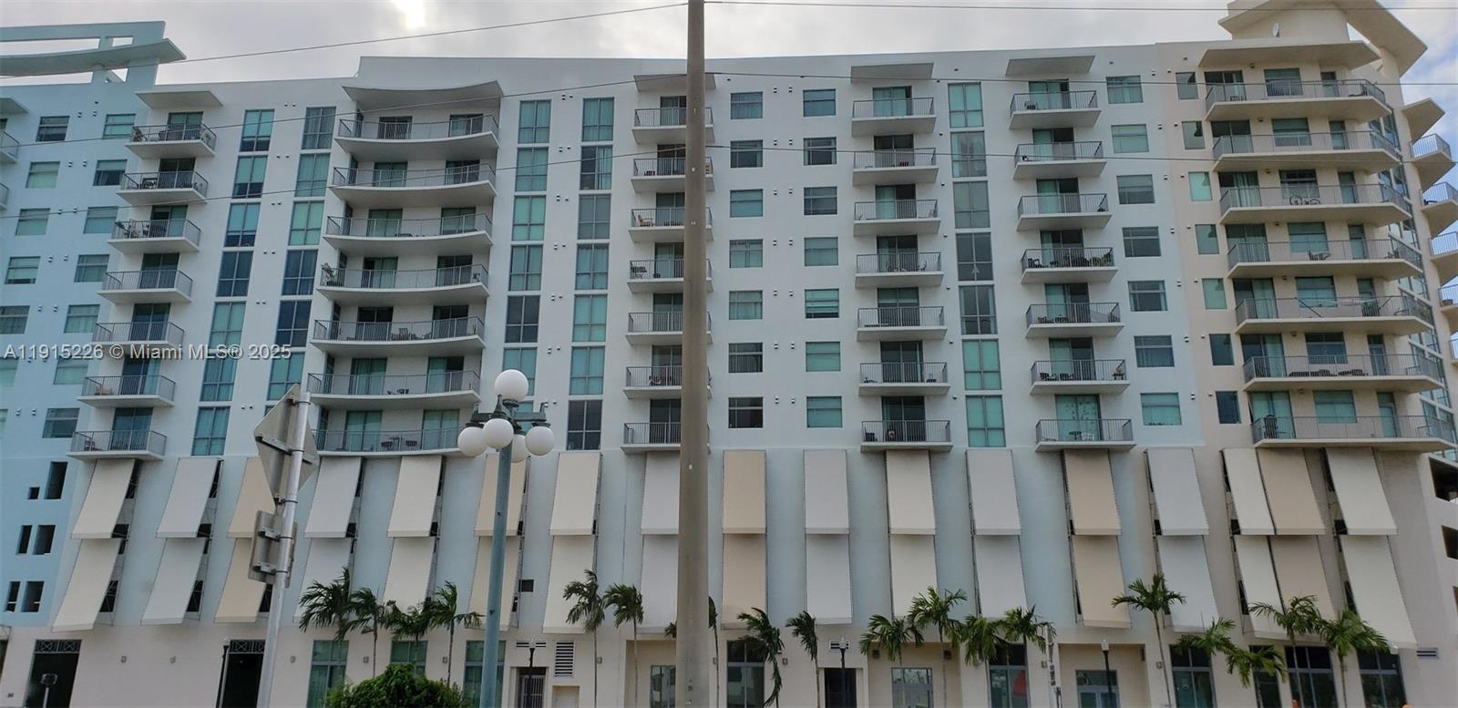 HOLLYWOOD STATION RES CON - Residential Lease