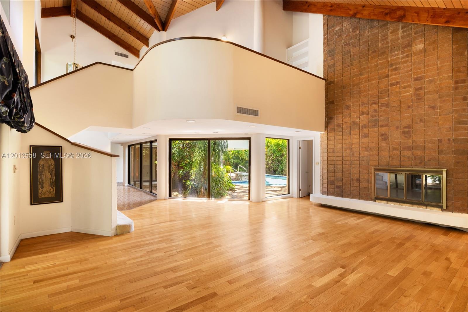SANS SOUCI CORR PL OF 2ND - Residential