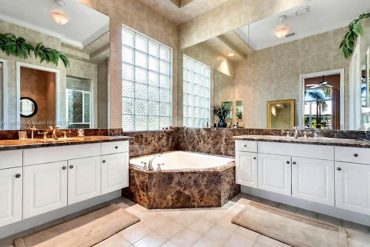 IRONHORSE PAR C - Residential