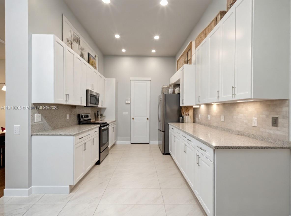 IRONHORSE PAR C - Residential