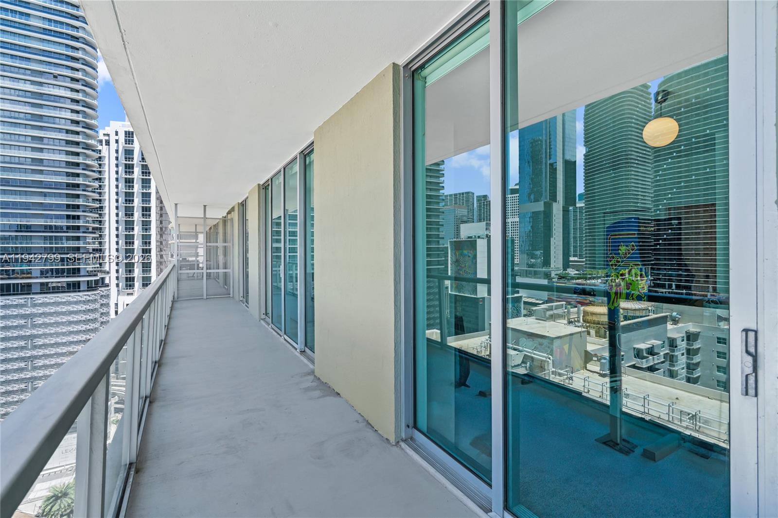 THE AXIS ON BRICKELL - Residential