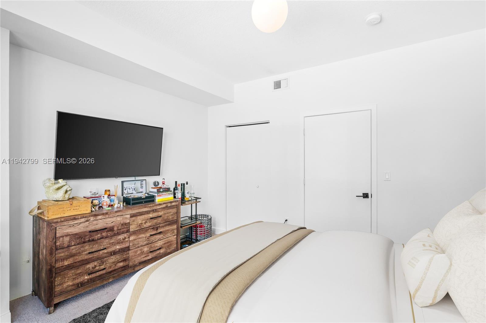 THE AXIS ON BRICKELL - Residential