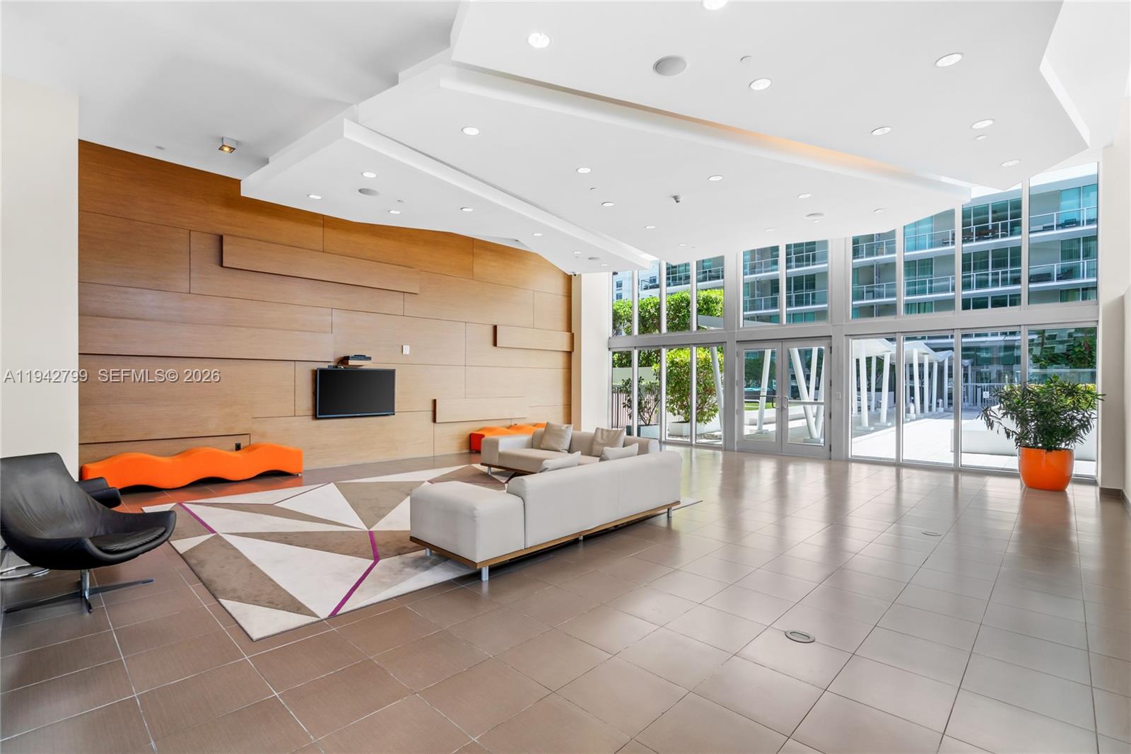 THE AXIS ON BRICKELL - Residential