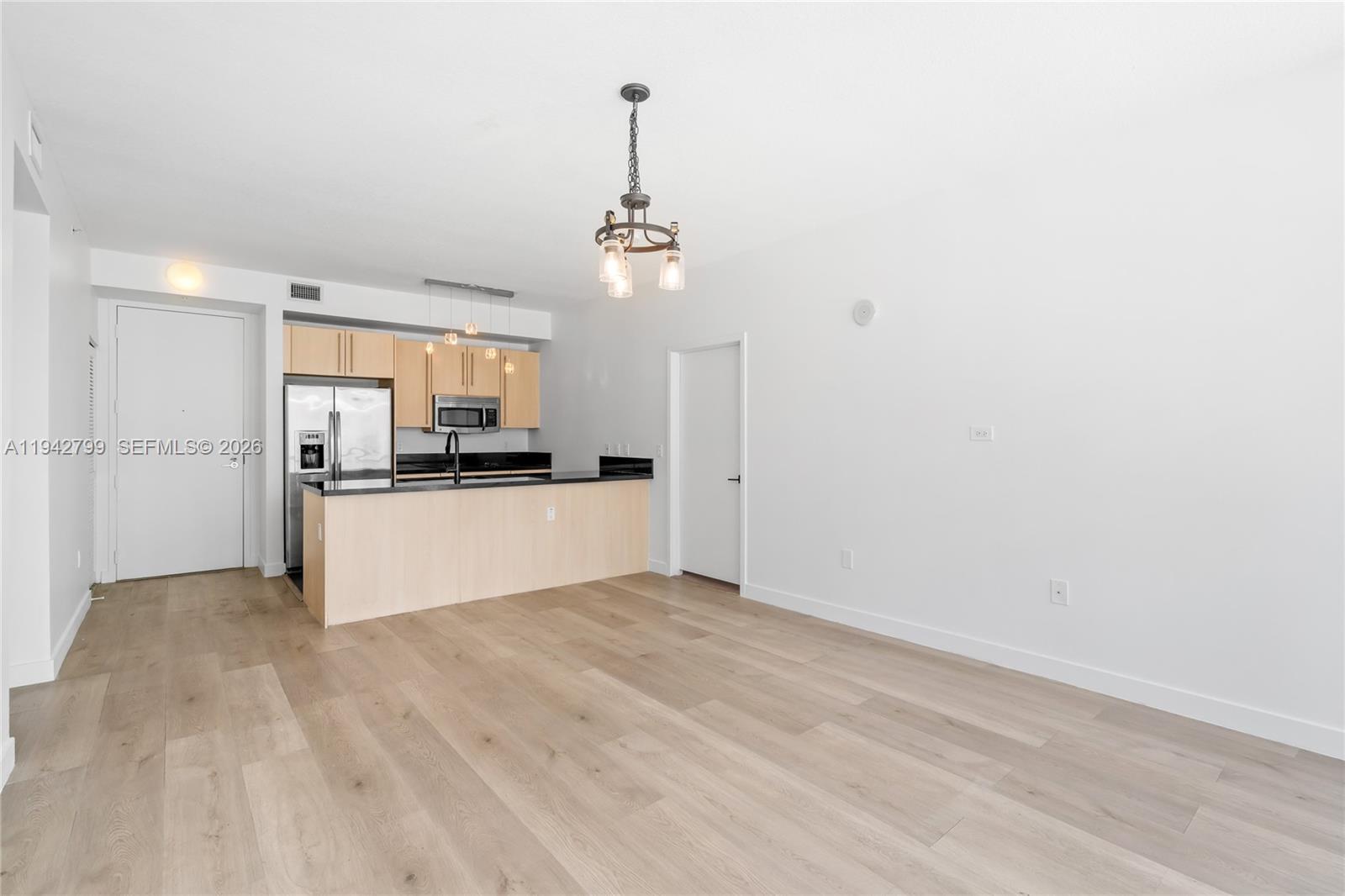 THE AXIS ON BRICKELL - Residential