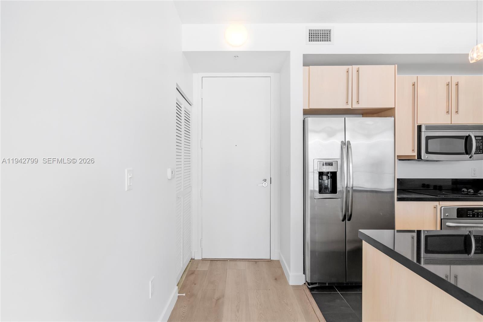 THE AXIS ON BRICKELL - Residential