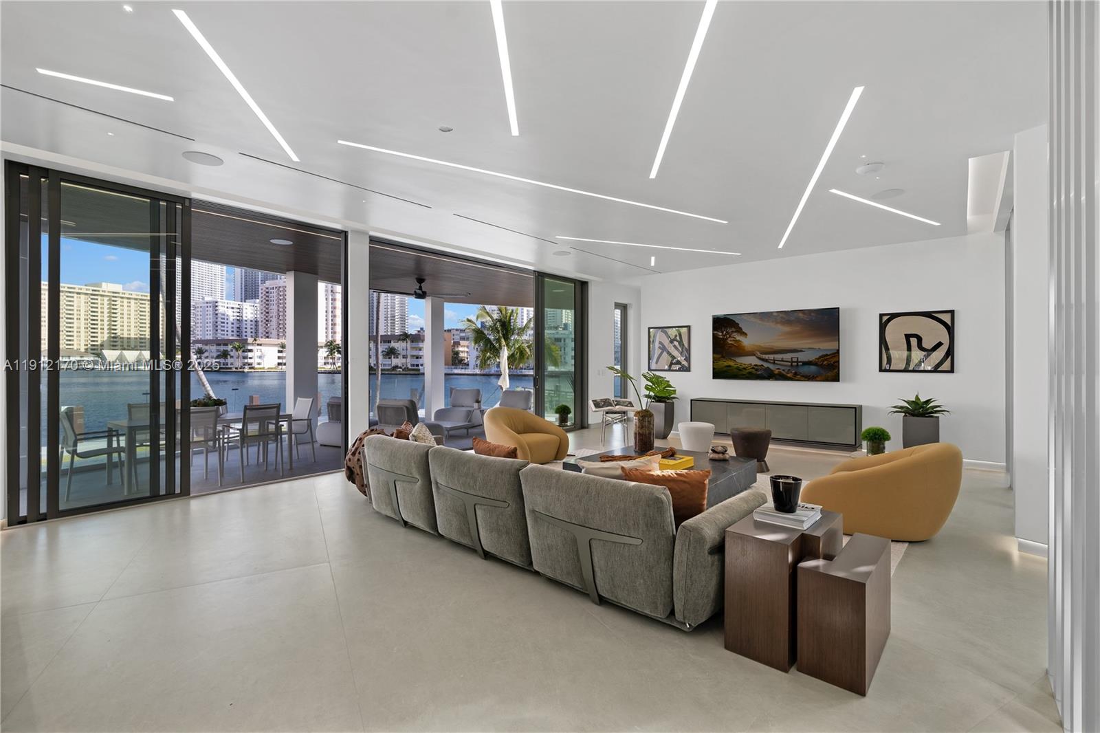 GOLDEN ISLES SEC A REV PL - Residential