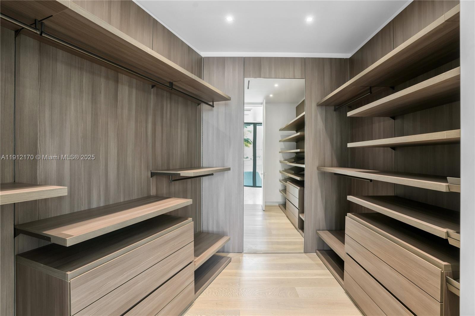 GOLDEN ISLES SEC A REV PL - Residential