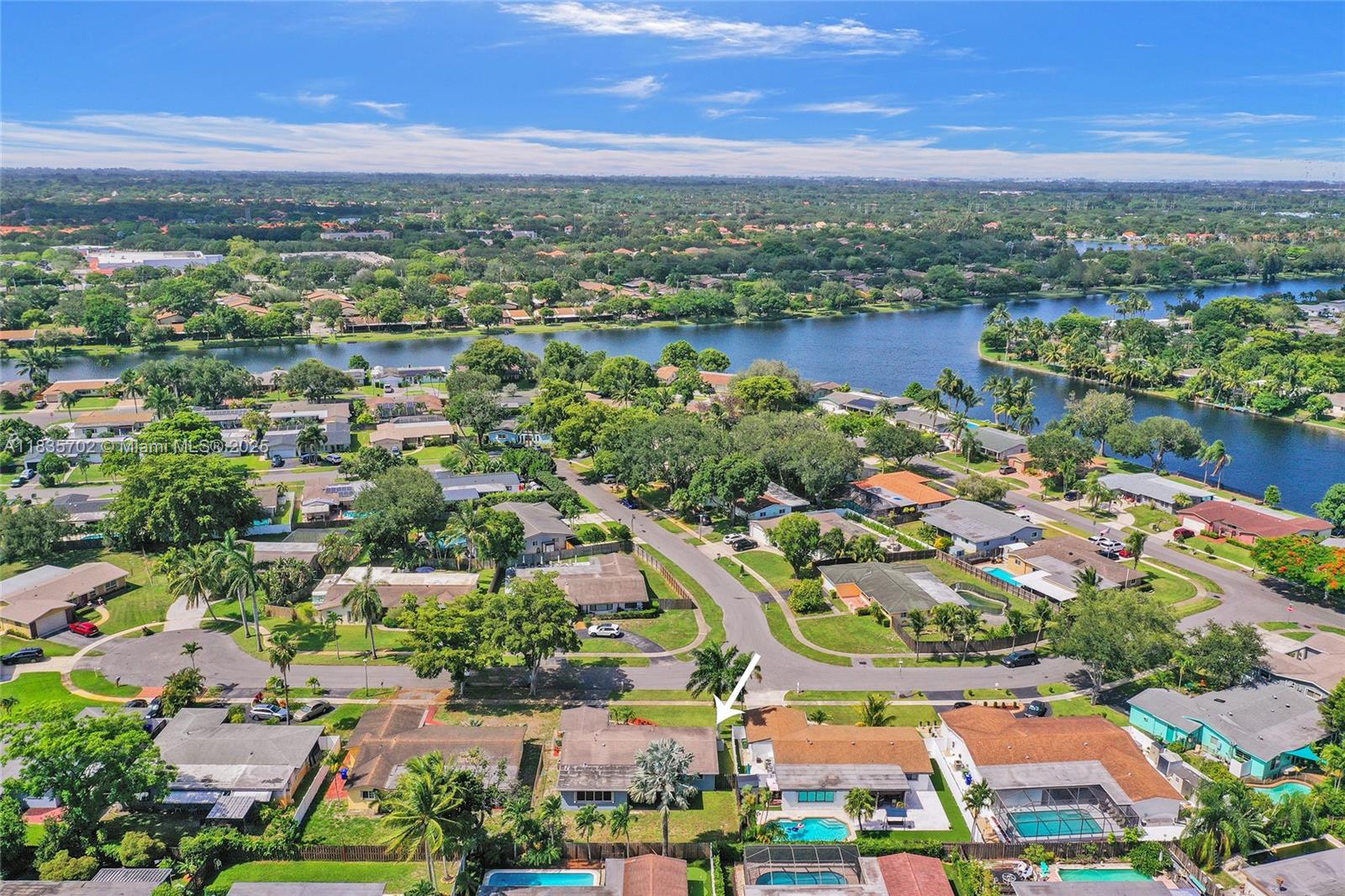 PEMBROKE LAKES SEC 2 - Residential