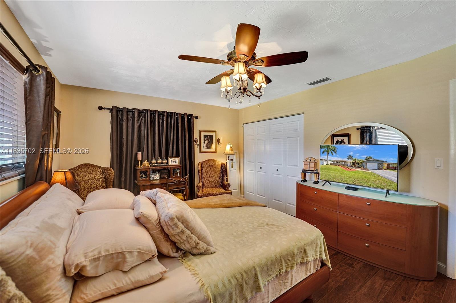 PEMBROKE LAKES SEC 2 - Residential