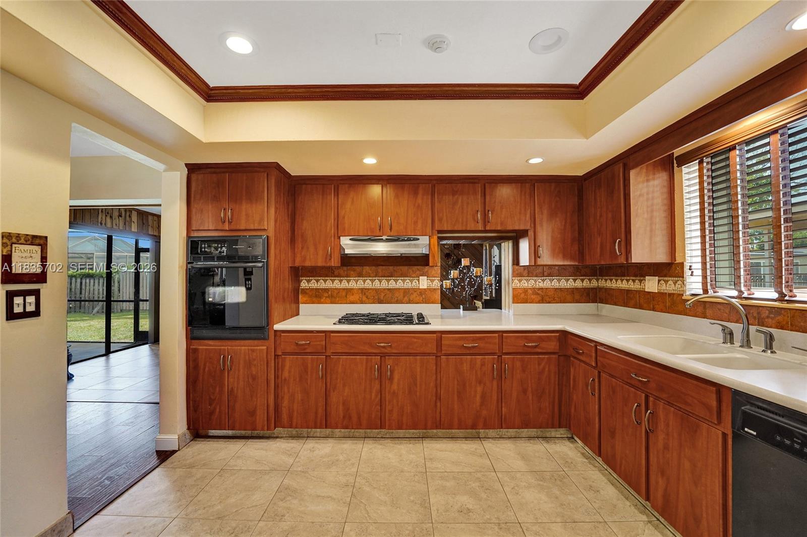 PEMBROKE LAKES SEC 2 - Residential