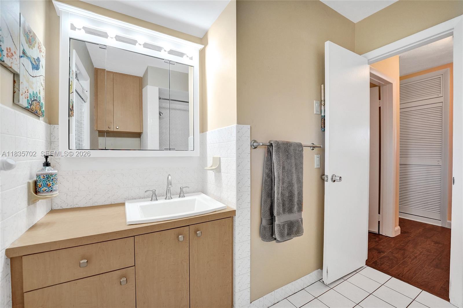 PEMBROKE LAKES SEC 2 - Residential