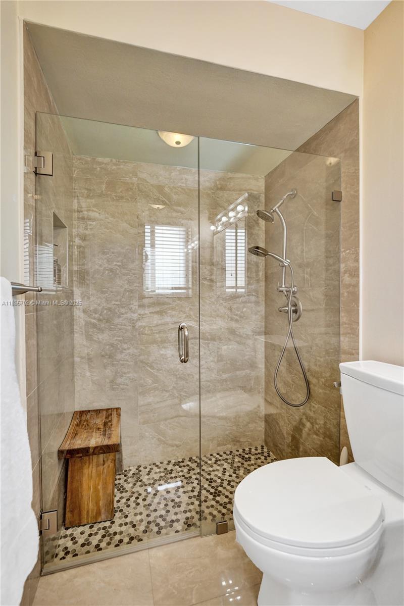 PEMBROKE LAKES SEC 2 - Residential