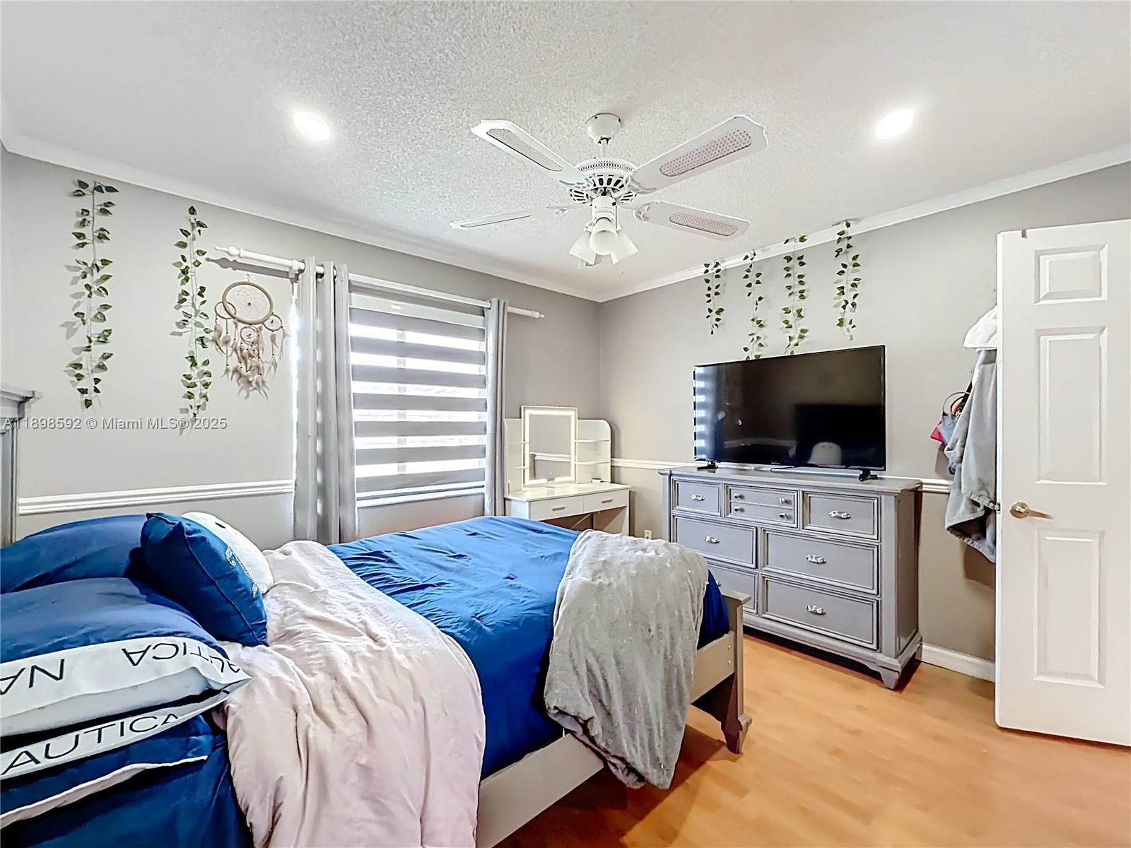 BOULEVARD WOODS WEST SEC - Residential Lease