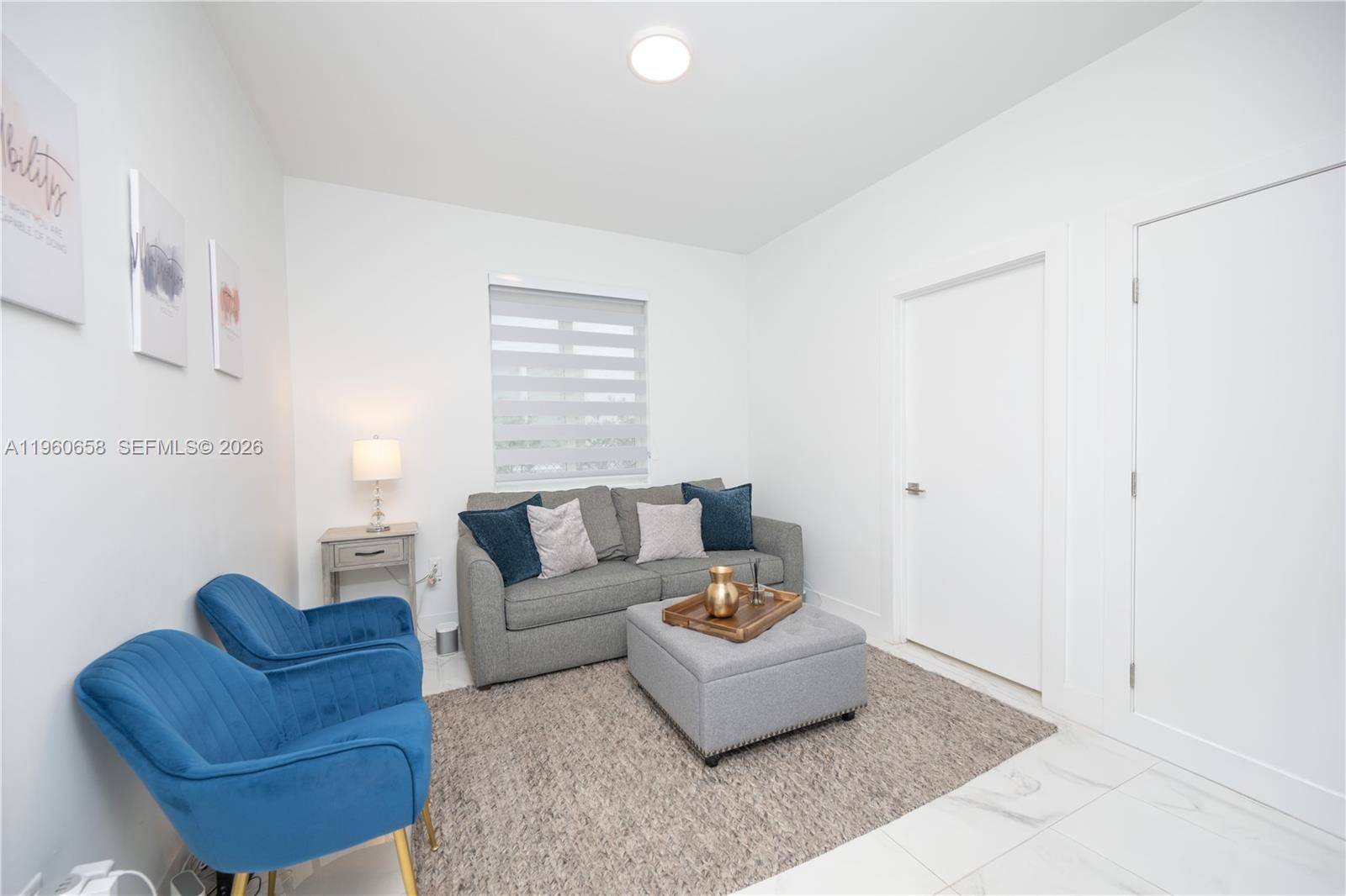 DORAL PALMS SOUTH - Residential