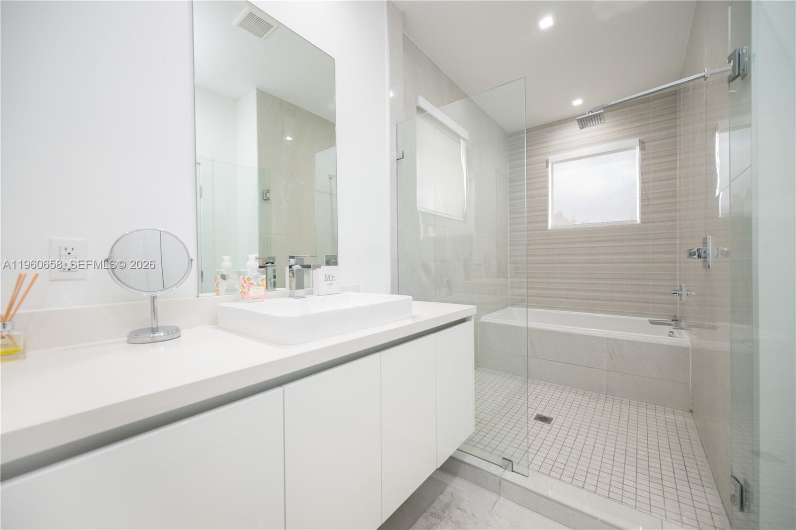 DORAL PALMS SOUTH - Residential