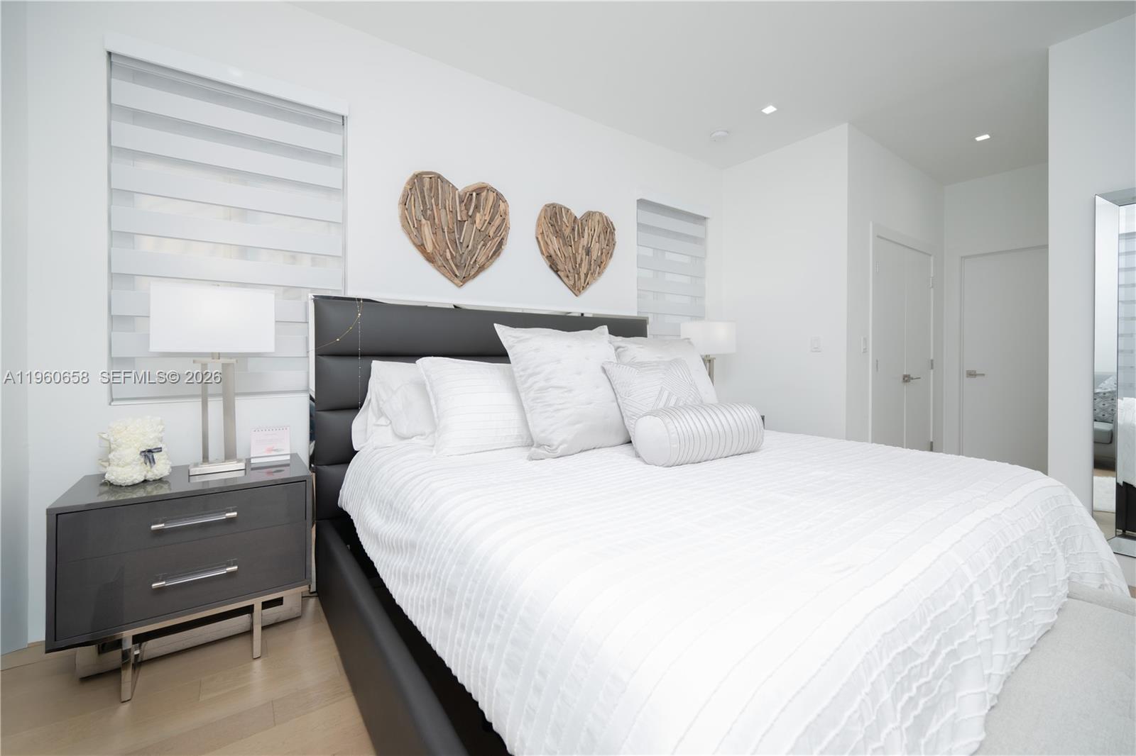 DORAL PALMS SOUTH - Residential