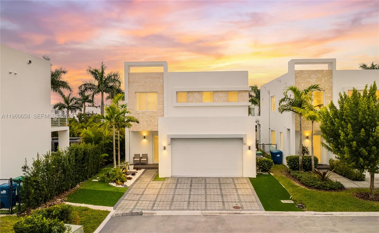 DORAL PALMS SOUTH - Residential